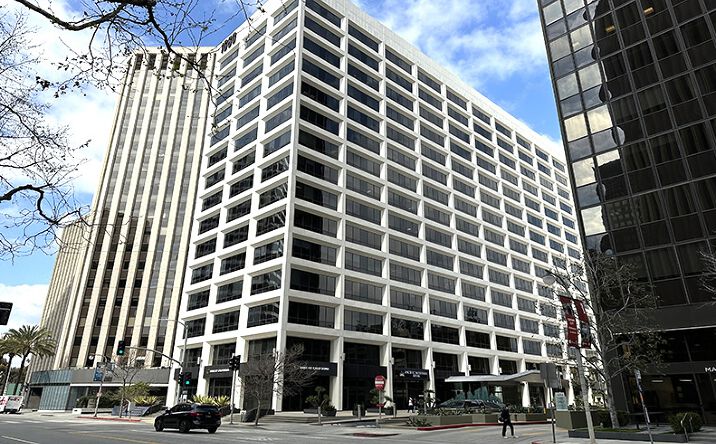 Pictures of Office property located at 1880 Century Park E, Los Angeles, CA 90067 for lease - image #1