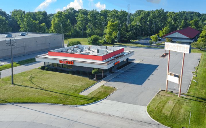 Pictures of Retail, Restaurant property located at 21250 Eureka Rd, Taylor, MI 48091 for lease - image #1