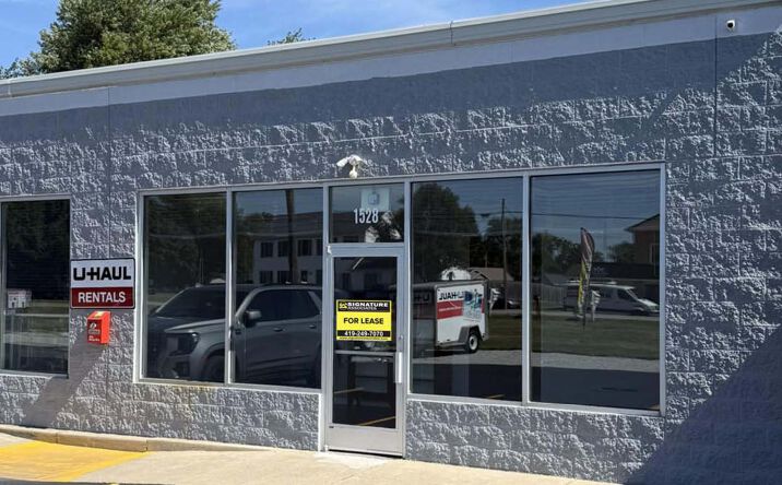 Pictures of Retail, Office property located at 1528 Woodville Rd, Millbury, OH 43447 for lease - image #1