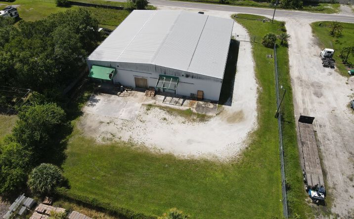 Pictures of Industrial property located at 229 NW 34th St, Okeechobee, FL 34972 for lease - image #1