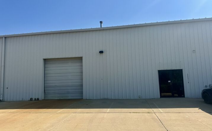 Pictures of Industrial property located at 3 Quest Dr, Bloomington, IL 61705 for lease - image #1