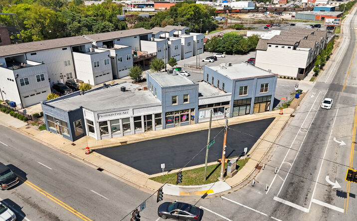 Pictures of Retail, Office, Restaurant property located at 847 E Main St, Chattanooga, TN 37408 for lease - image #1