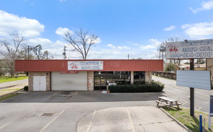 Pictures of Retail property located at 493 N Ferdon Blvd, Crestview, FL 32536 for lease - image #1