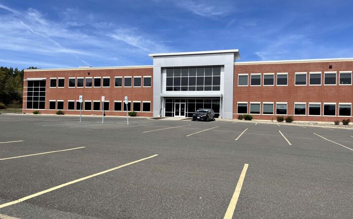 Pictures of Office property located at 33 Tech Valley Dr, East Greenbush, NY 12061 for lease - image #1