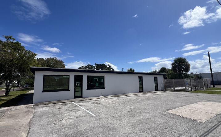 Pictures of Retail property located at 1713 N Albany Ave, Tampa, FL 33607 for lease - image #1
