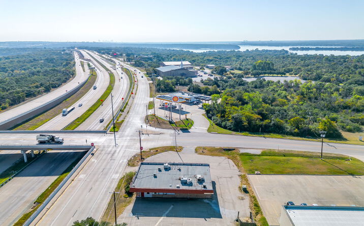 Pictures of Retail, Restaurant property located at 8901 Jacksboro Hwy, Lakeside, TX 76135 for lease - image #1