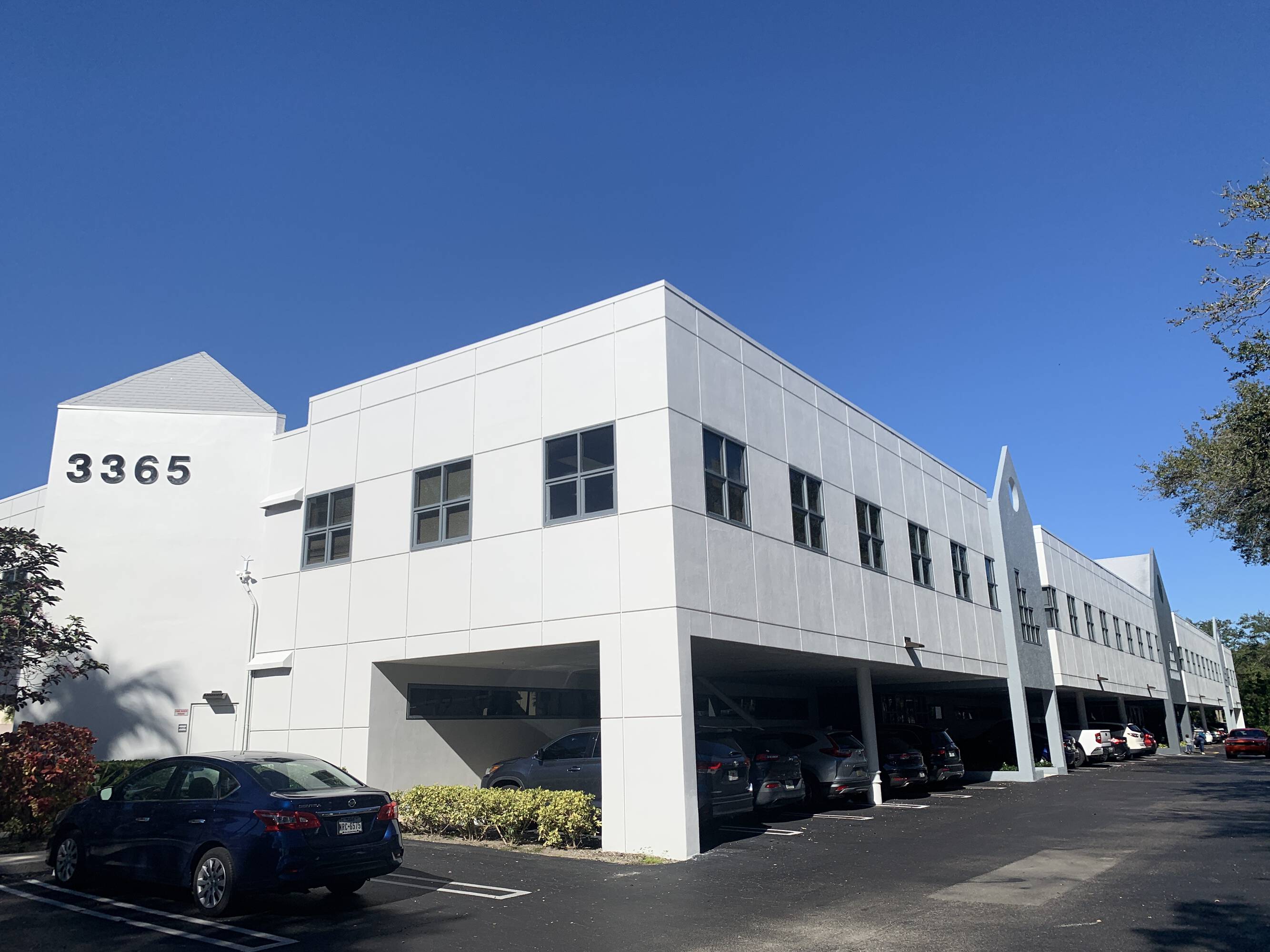 3365 Burns Rd, Palm Beach Gardens, FL 33410