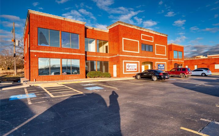 Pictures of Office, Retail property located at 721 S George Nigh 3, McAlester, OK 74501 for lease - image #1