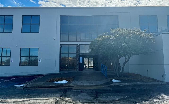 Pictures of Office, Retail property located at 8421 E 61st St, Tulsa, OK 74133 for lease - image #1