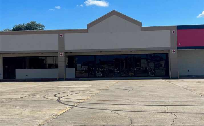Pictures of Retail property located at 1608 RUTH Street, Sulphur, LA 70663 for lease - image #1