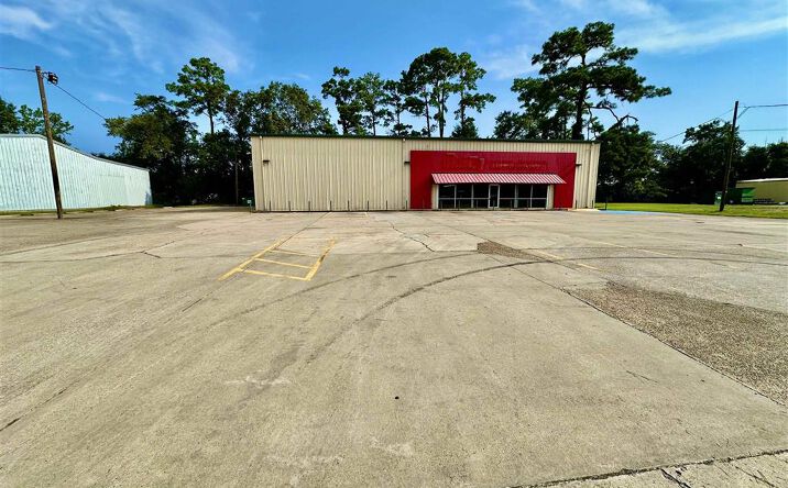 Pictures of Special Purpose property located at 2118 E Napoleon St Street, Sulphur, LA 70663 for lease - image #1