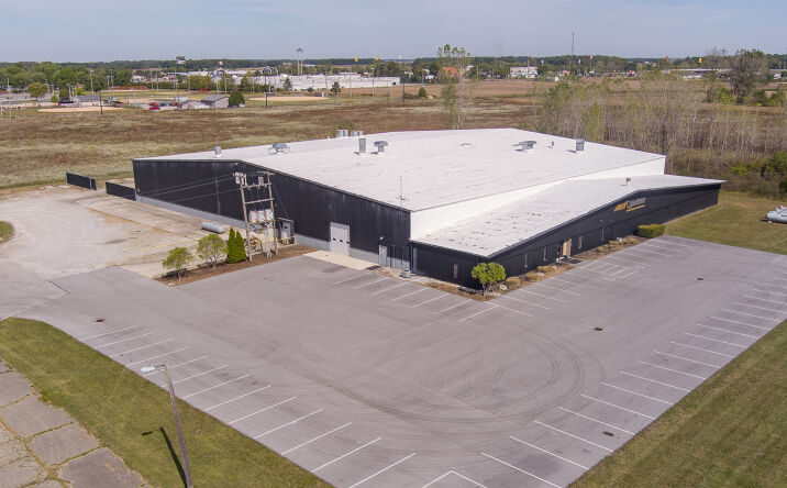 Pictures of Industrial property located at 851 Industrial Dr, Wapakoneta, OH 45895 for lease - image #1