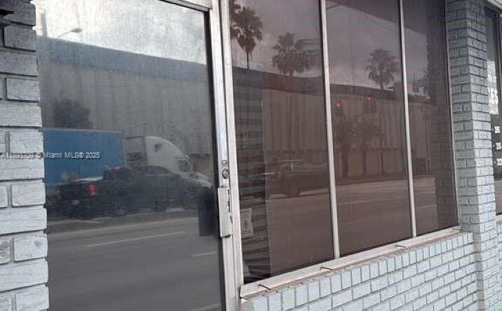 Pictures of Office property located at 5245 NW 36th St unit 1 #5249 unit #1, Miami Springs, FL 33166 for lease - image #1