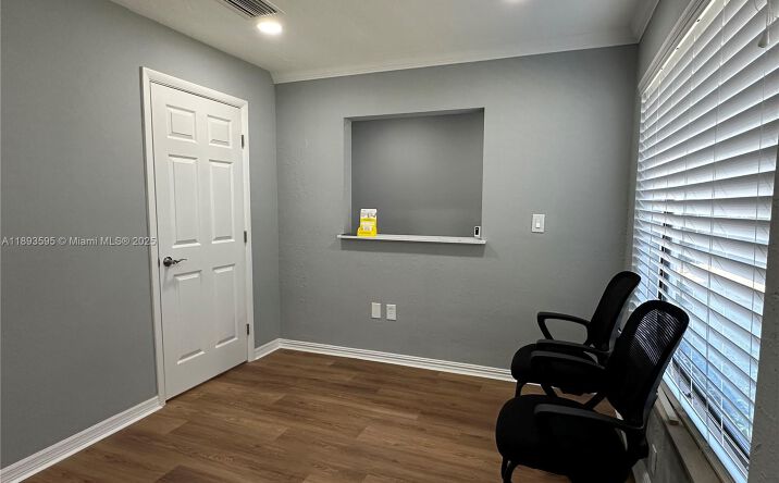 Pictures of Office property located at 7070 Taft St, Hollywood, FL 33024 for lease - image #1