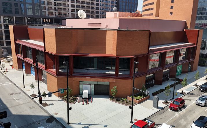 Pictures of Retail property located at 101 W 5th St, Cincinnati, OH 45202 for lease - image #1