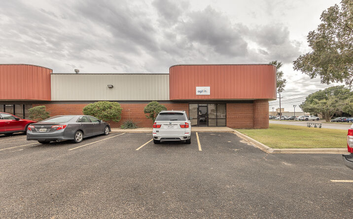 Pictures of Industrial property located at 6113 43rd St, Lubbock, TX 79407 for lease - image #1