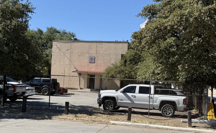 Pictures of Industrial, Office property located at 1031 S Haskell Ave, Dallas, TX 75223 for lease - image #1