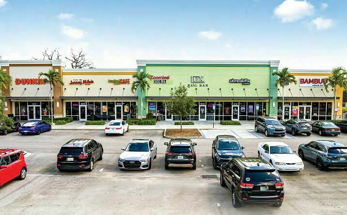 Pictures of Retail, Office property located at 5135 20th St, Vero Beach, FL 32966 for lease - image #1