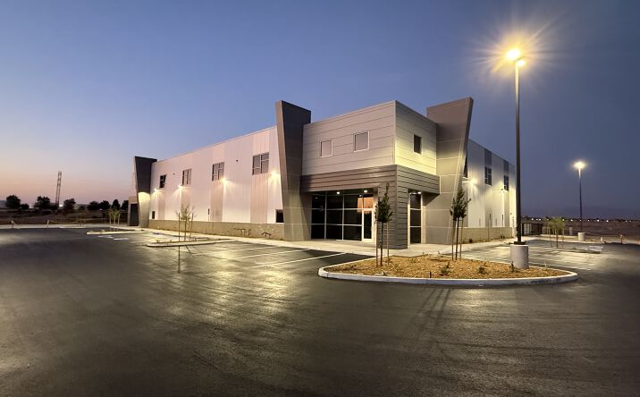 Pictures of Industrial property located at 3650 Gulfstream Ln, Bakersfield, CA 93308 for lease - image #1