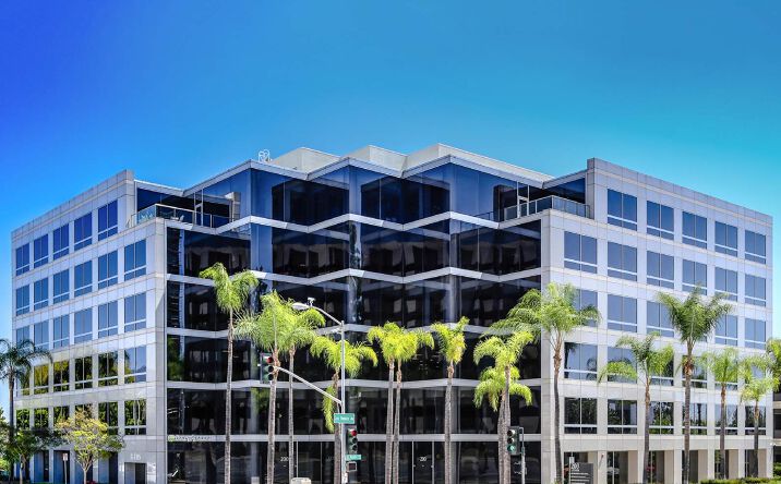 Pictures of Office property located at 200 S Los Robles Ave, Pasadena, CA 91101 for lease - image #1