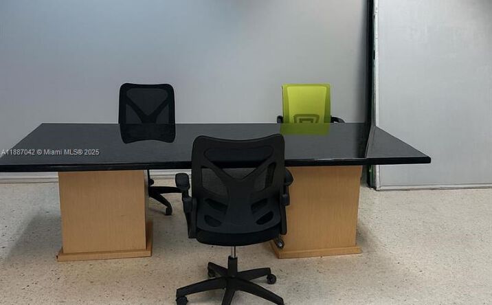 Pictures of Office property located at 19370 Collins Ave # 6 #CU-6, Sunny Isles Beach, FL 33160 for lease - image #1