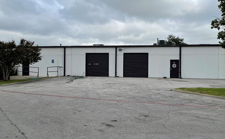 Pictures of Industrial property located at 2108-2110 Hurd Dr, Irving, TX 75038 for lease - image #1