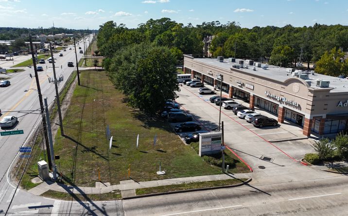Pictures of Retail, Restaurant property located at 5363 - 5383 Atascocita Road, Humble, TX 77346 for lease - image #1