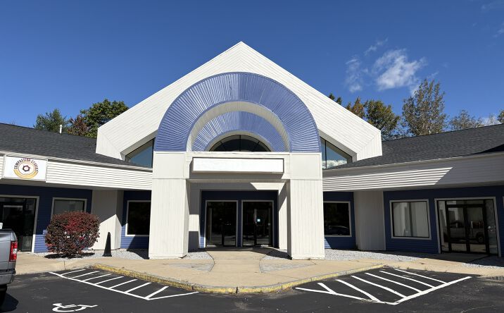 Pictures of Retail property located at 108 Fisherville Rd, Concord, NH 03303 for lease - image #1