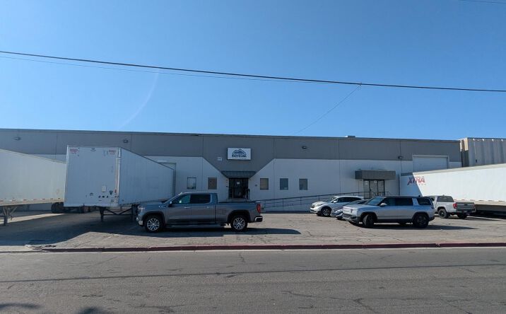 Pictures of Industrial property located at 989-999 W 2610 S, South Salt Lake, UT 84119 for lease - image #1