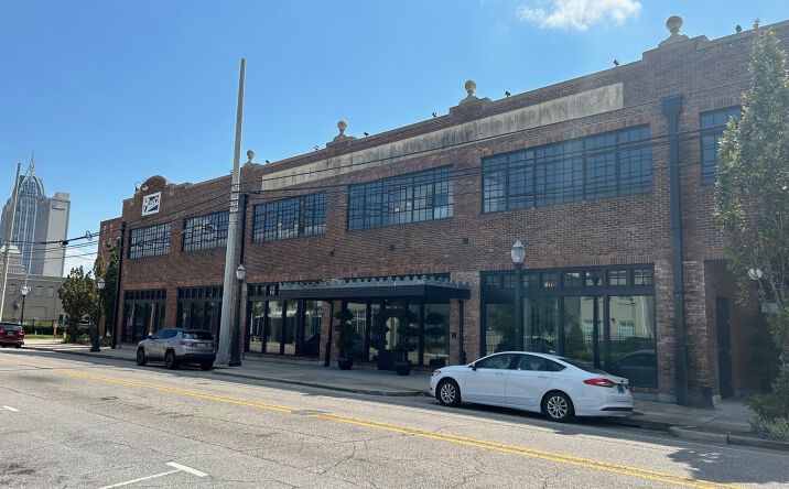 Pictures of Office property located at 455 St Louis St, Mobile, AL 36602 for lease - image #1