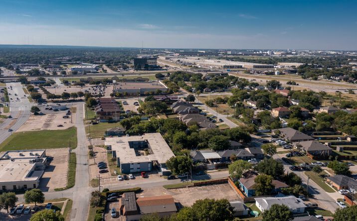 Pictures of Retail, Office property located at 517 N Carrier Pkwy, Grand Prairie, TX 75050 for lease - image #1