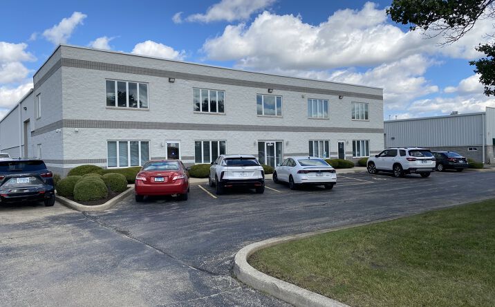 Pictures of Office property located at 9324 GULFSTREAM Road 2W, Frankfort, IL 60423 for lease - image #1