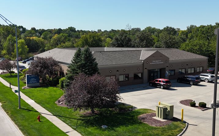 Pictures of Office property located at 5901 N 27th St, Lincoln, NE 68521 for lease - image #1