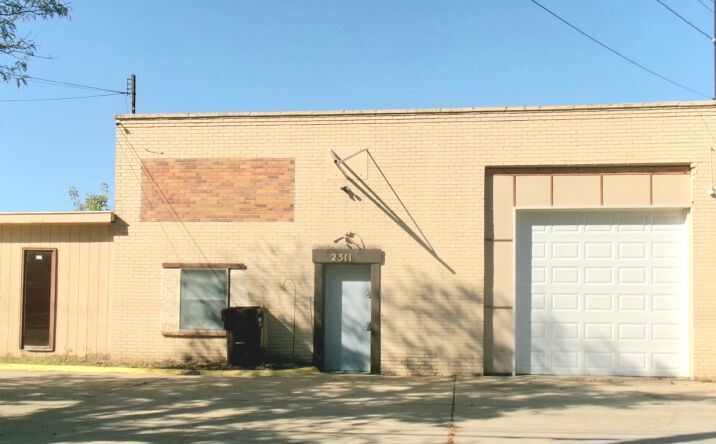 Pictures of Industrial property located at 2311 N High St, Lansing, MI 48906 for lease - image #1