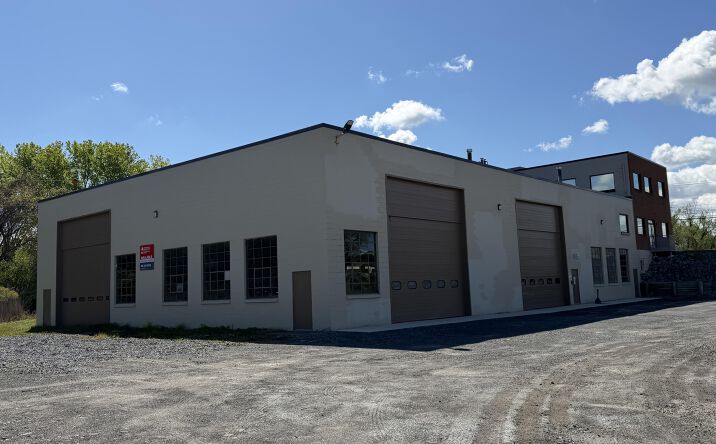 Pictures of Industrial property located at 6615 Towpath Rd, East Syracuse, NY 13057 for lease - image #1