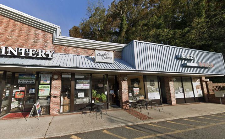Pictures of Retail, Restaurant property located at 181 Glen St, Glen Cove, NY 11542 for lease - image #1
