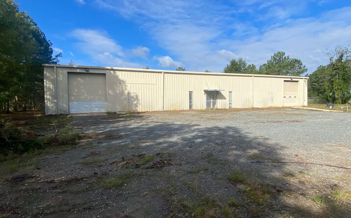 Pictures of Industrial property located at 3131 Hawkins Ave, Sanford, NC 27330 for lease - image #1