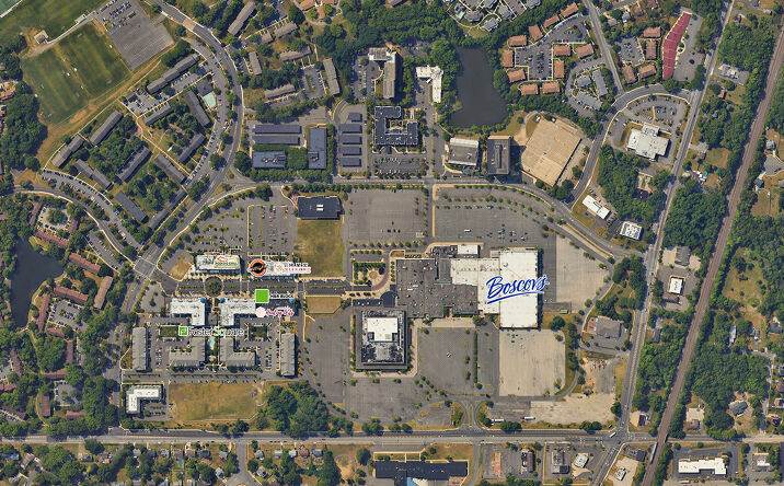 Pictures of Retail property located at 2120 Voorhees Town Center, Voorhees Township, NJ 08043 for lease - image #1