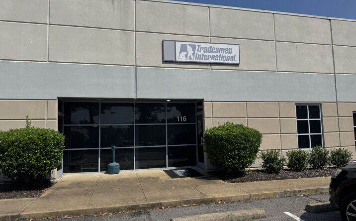 Pictures of Office property located at 3110 Stage Post Dr, Bartlett, TN 38133 for lease - image #1