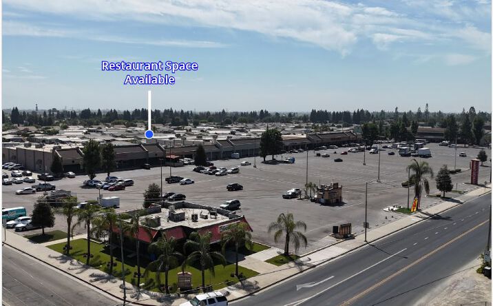 Pictures of Retail property located at 3822 McCall Ave, Selma, CA 93662 for lease - image #1