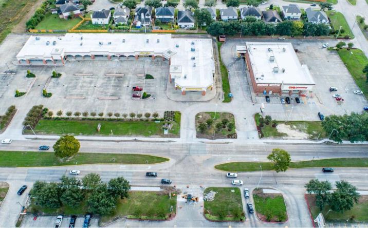 Pictures of Retail, Office property located at 13625 Beechnut St, Houston, TX 77083 for lease - image #1