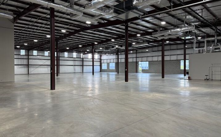 Pictures of Industrial property located at 125 N Commercial Dr, Mooresville, NC 28115 for lease - image #1