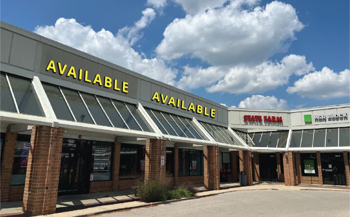 Pictures of Retail property located at 369 W Army Trail Rd, Bloomingdale, IL 60108 for lease - image #1