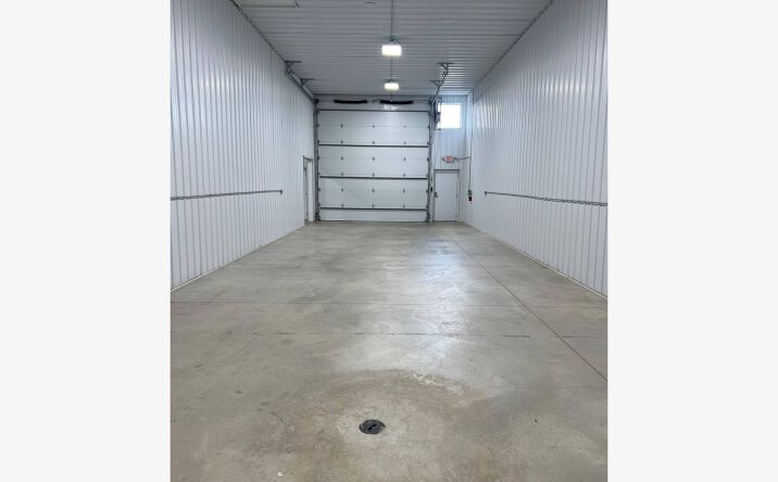 Pictures of Industrial property located at 4501 Airport Dr, Valparaiso, IN 46383 for lease - image #1