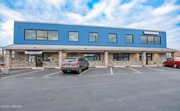 Pictures of Retail, Office, Industrial property located at 535 E 3rd St, Williamsport, PA 17701 for lease - image #1