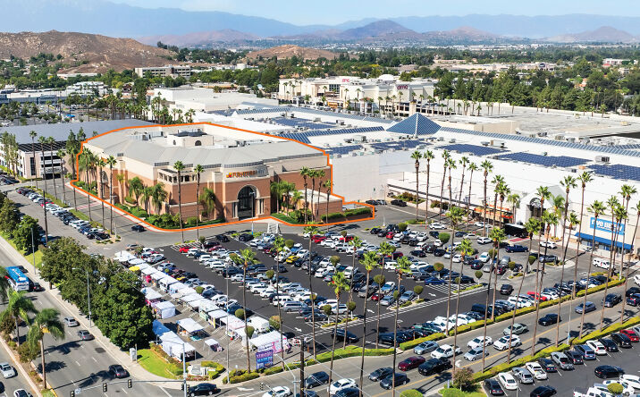 Pictures of Retail property located at 3601 Galleria at Tyler, Riverside, CA 92503 for lease - image #1