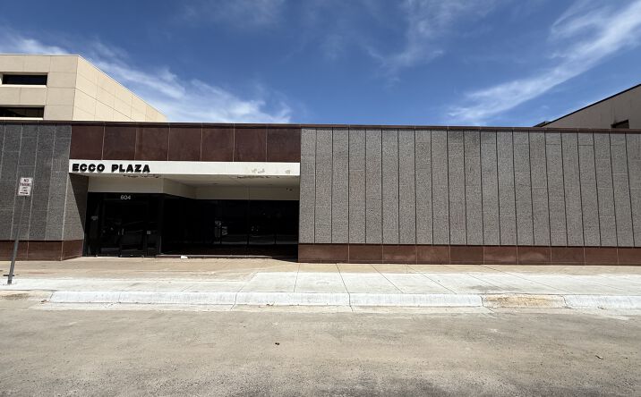 Pictures of Office property located at 604 N Main, Wichita, KS 67203 for lease - image #1