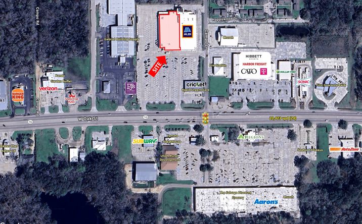 Pictures of Retail property located at 804 W Oak St, Amite City, LA 70422 for lease - image #1