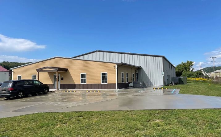 Pictures of Industrial property located at 180 Hollywood Dr, Butler, PA 16001 for lease - image #1