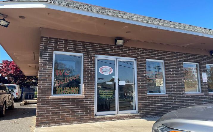 Pictures of Retail property located at 4235 Madison Ave, Trumbull, CT 06611 for lease - image #1